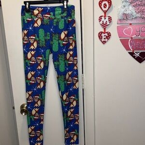 LuLaRoe Blue and Green Cactus & Fox Holiday Print Leggings Up To 36” Waist